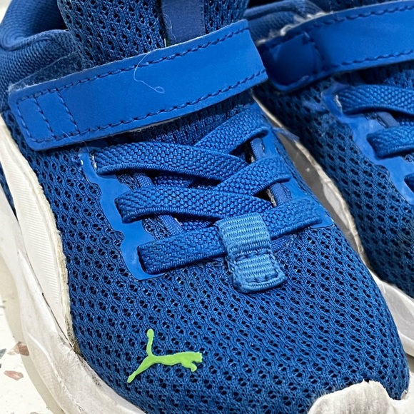 Blue Puma Anzarun Lite Sneakers 6c baby shoes - Picture 6 of 7